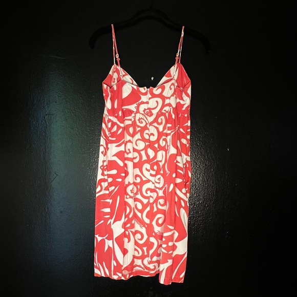Manuhealii Coral and White Leaf Pattern Dress - Picture 2 of 3